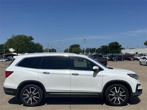 2021 Honda Pilot Touring 8-Passenger