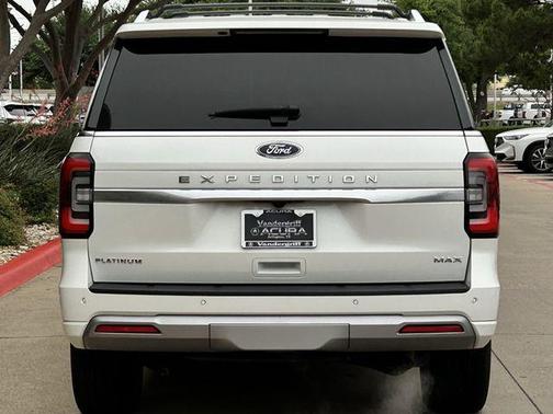 Star White Metallic Tri-Coat 2023 Ford Expedition Max Platinum