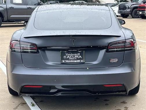 2022 Tesla Model S Plaid