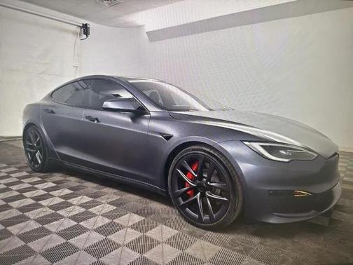 2022 Tesla Model S Plaid