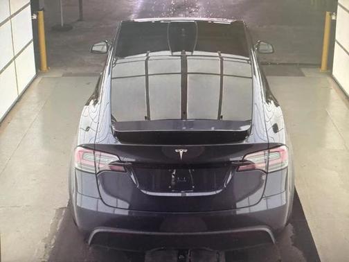 2022 Tesla Model X Dual Motor All-Wheel Drive