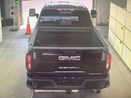 2023 GMC Sierra 2500 Denali