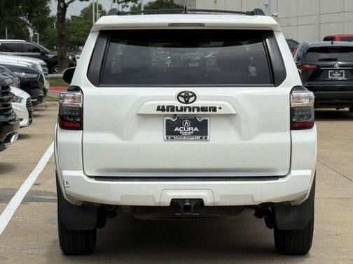 Super White 2021 Toyota 4Runner SR5