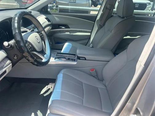 2018 Acura RLX Technology Package