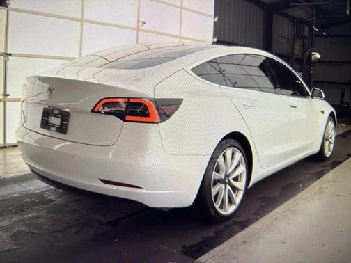 2019 Tesla Model 3 Standard Range