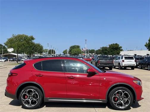 2022 Alfa Romeo Stelvio Ti