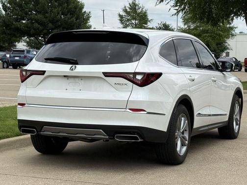 Platinum White Pearl 2025 Acura MDX Standard