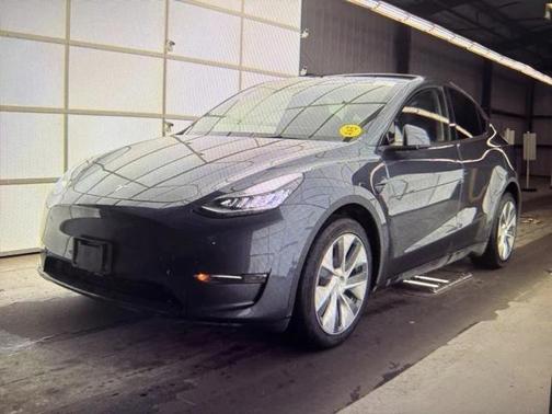2023 Tesla Model Y Long Range Dual Motor All-Wheel Drive