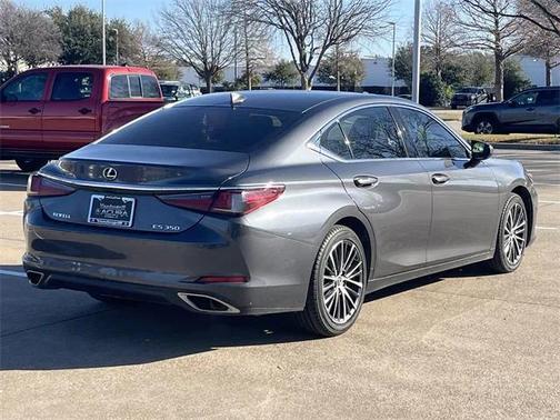 2022 Lexus ES 350 Base