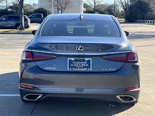 2022 Lexus ES 350 Base