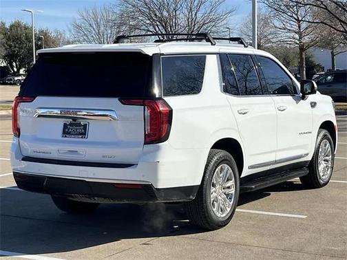 2022 GMC Yukon SLT