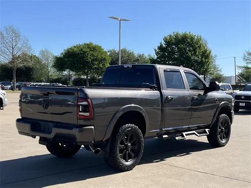 2020 RAM 2500 Laramie Crew Cab 4X4 6'4' Box