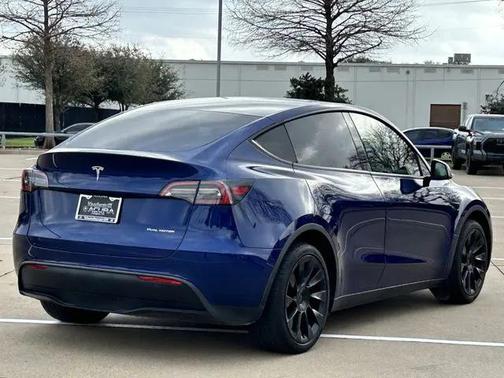 2021 Tesla Model Y Long Range Dual Motor All-Wheel Drive