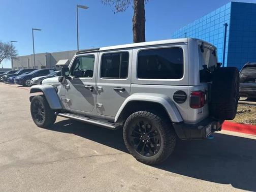 2024 Jeep Wrangler 4xe Sahara