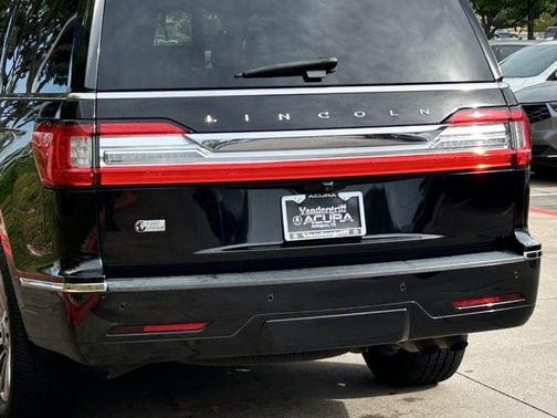 Burgundy Velvet Metallic Tinted Clearcoat 2018 Lincoln Navigator Premiere