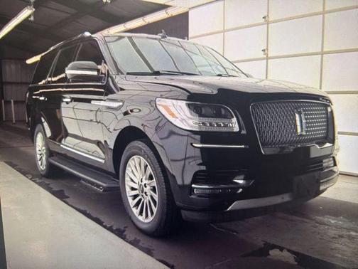 Burgundy Velvet Metallic Tinted Clearcoat 2018 Lincoln Navigator Premiere