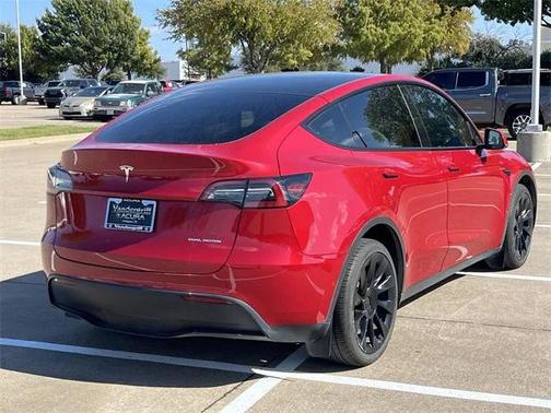 2022 Tesla Model Y Long Range Dual Motor All-Wheel Drive