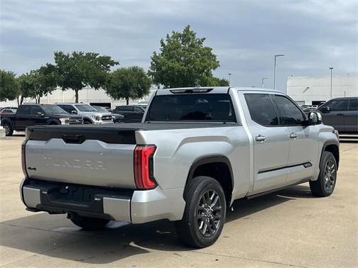 2023 Toyota Tundra Platinum
