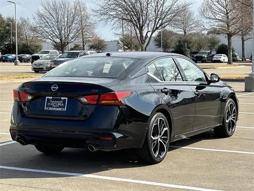 2025 Nissan Altima SR FWD