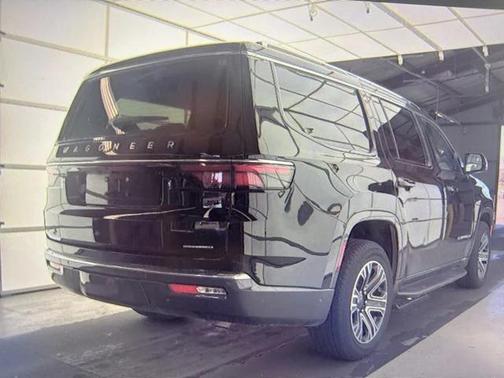 2022 Jeep Wagoneer Series III 4x4