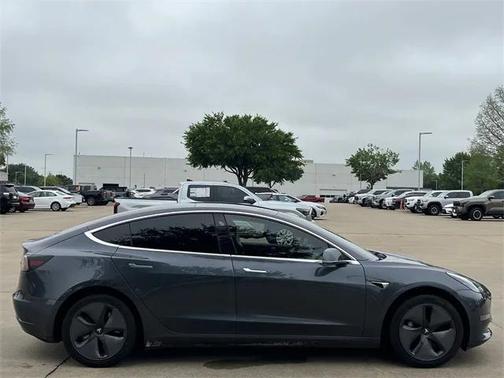 2019 Tesla Model 3 Standard Range