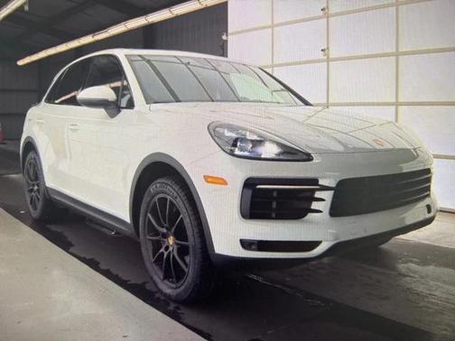 2019 Porsche Cayenne Base (Tiptronic)