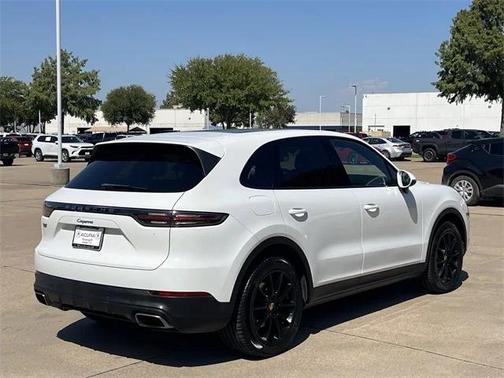 2019 Porsche Cayenne Base (Tiptronic)