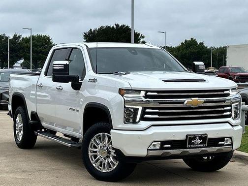 Iridescent Pearl Tricoat 2021 Chevrolet Silverado 2500 High Country