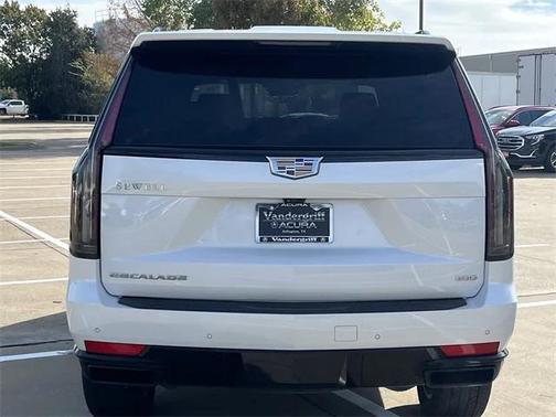 2022 Cadillac Escalade Sport