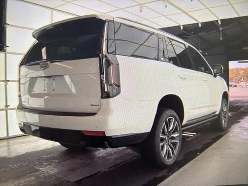 2022 Cadillac Escalade Sport