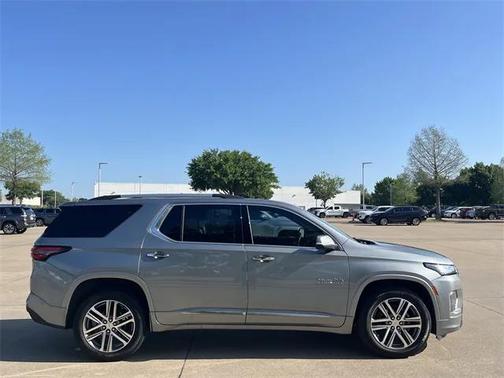 2023 Chevrolet Traverse High Country
