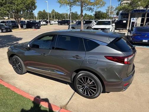 2025 Acura RDX Advance Package