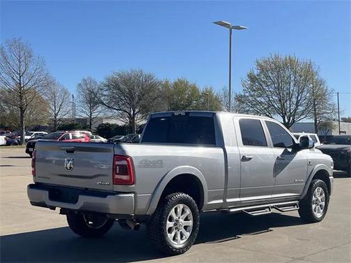 2020 RAM 2500 Laramie Mega Cab 4X4 6'4' Box