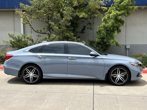 Sonic Gray Pearl 2022 Honda Accord Hybrid Touring
