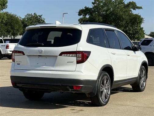 2022 Honda Pilot 2WD Sport