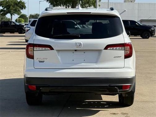2022 Honda Pilot 2WD Sport