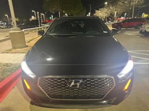 2018 Hyundai Elantra GT Sport