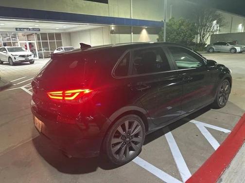 2018 Hyundai Elantra GT Sport