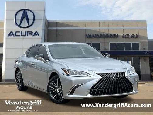 2023 Lexus ES 300h Base