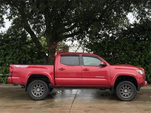 2018 Toyota Tacoma TRD Sport