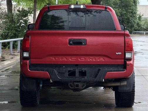 2018 Toyota Tacoma TRD Sport