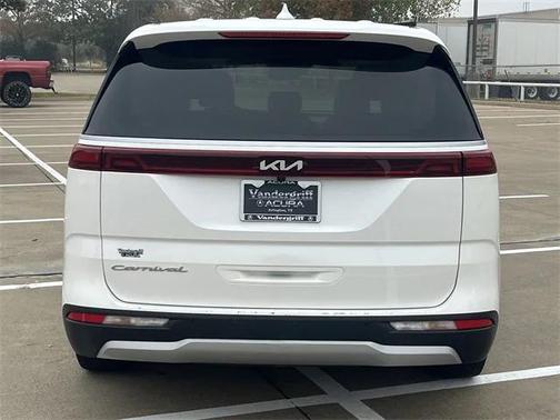 2022 Kia Carnival LXS