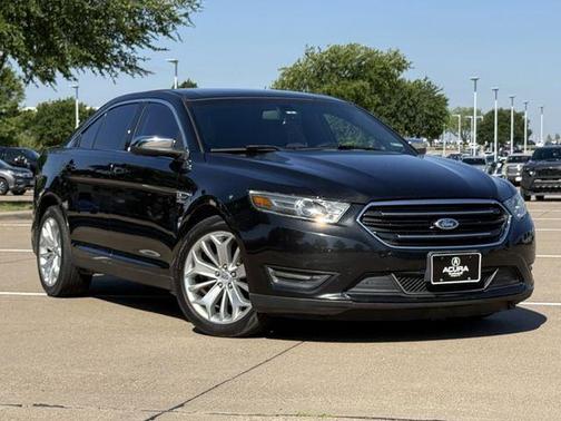 Tuxedo Black Metallic 2015 Ford Taurus Limited