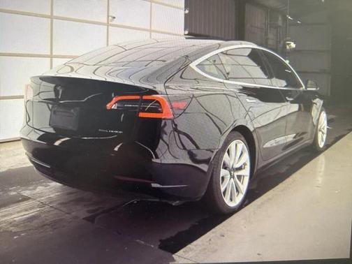 2020 Tesla Model 3 Long Range