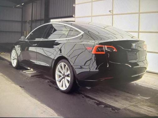 2020 Tesla Model 3 Long Range