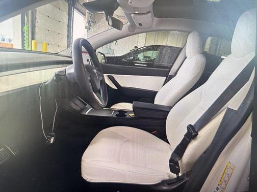 Pearl White Multi-Coat 2021 Tesla Model Y Long Range Dual Motor All-Wheel Drive