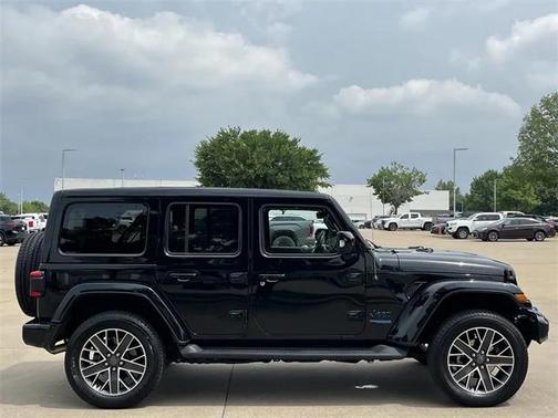 2022 Jeep Wrangler Unlimited 4xe Sahara High Altitude