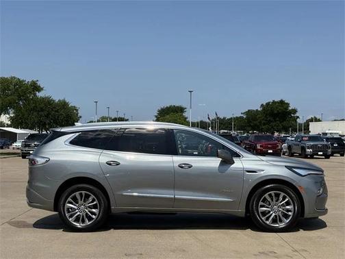 2024 Buick Enclave Avenir AWD