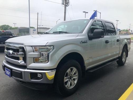 Photo 3 of 28 of 2016 Ford F-150 XLT