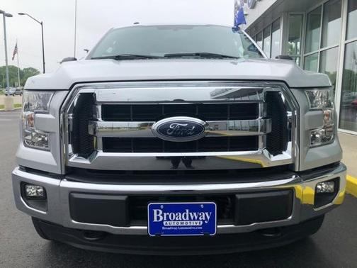 Photo 2 of 28 of 2016 Ford F-150 XLT